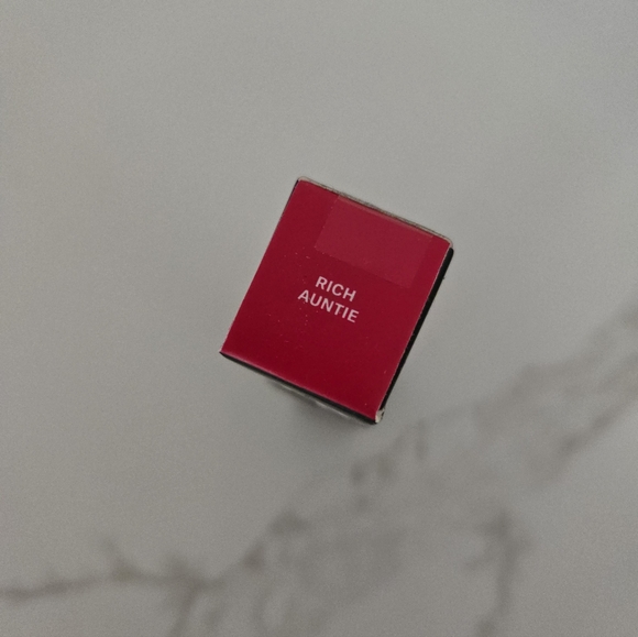 NWT TLB Liquid Matte Lipstick in RICH AUNTIE - Picture 4 of 5